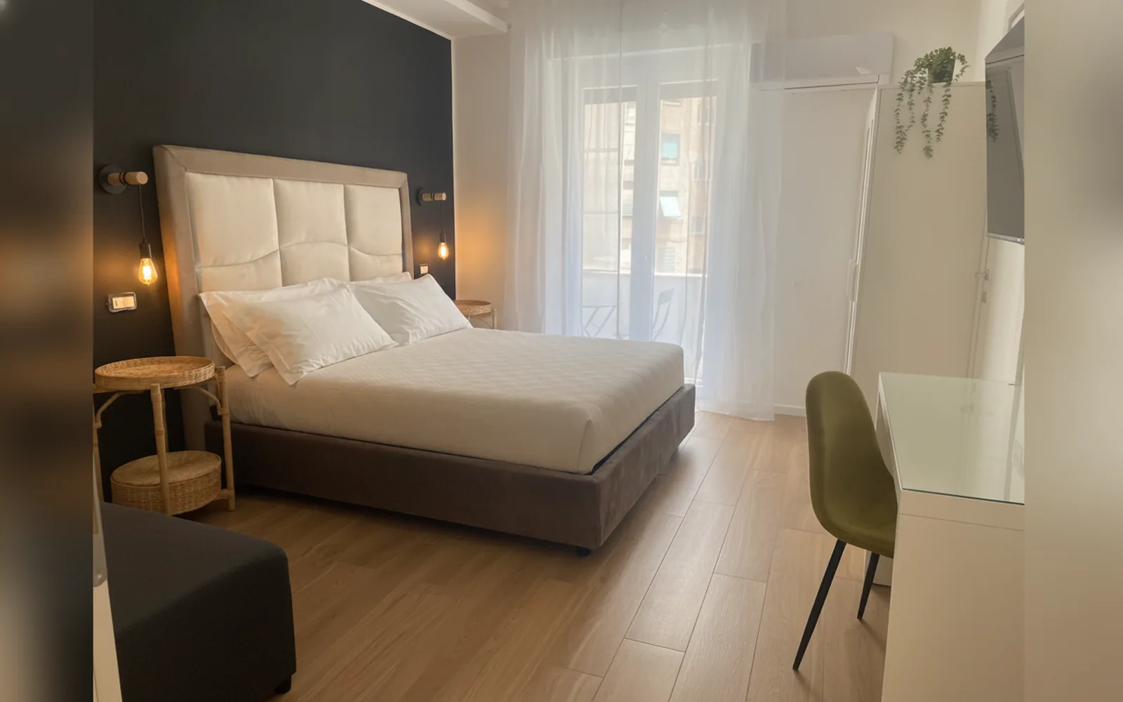 Camera con bagno privato — WOW ROME HOME, Roma (Lazio) (foto 40)